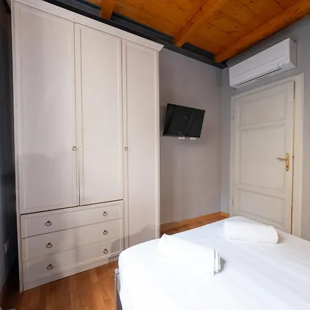 Apartamento Lungarno Buozzi 7 *
