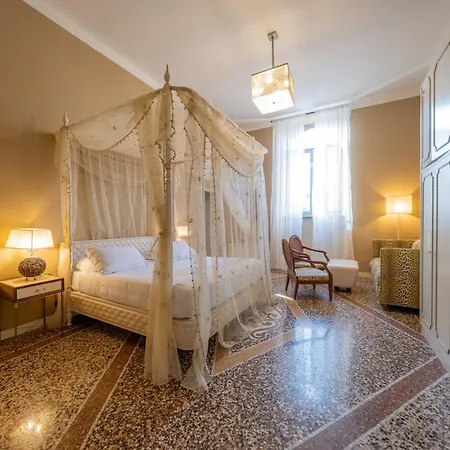 Lungarno Buozzi 7 Appartement Pise