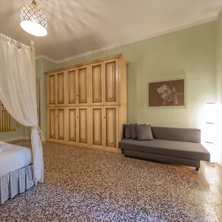 Appartement Lungarno Buozzi 7
